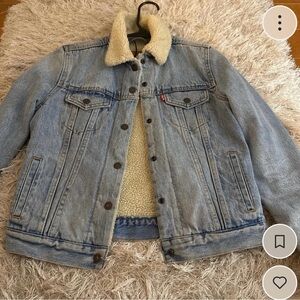 Levi's Light Blue Denim Jacket with Cream Sherpa Lining